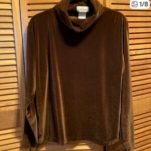 Worthington Chocolate Brown Velvet Turtleneck Top